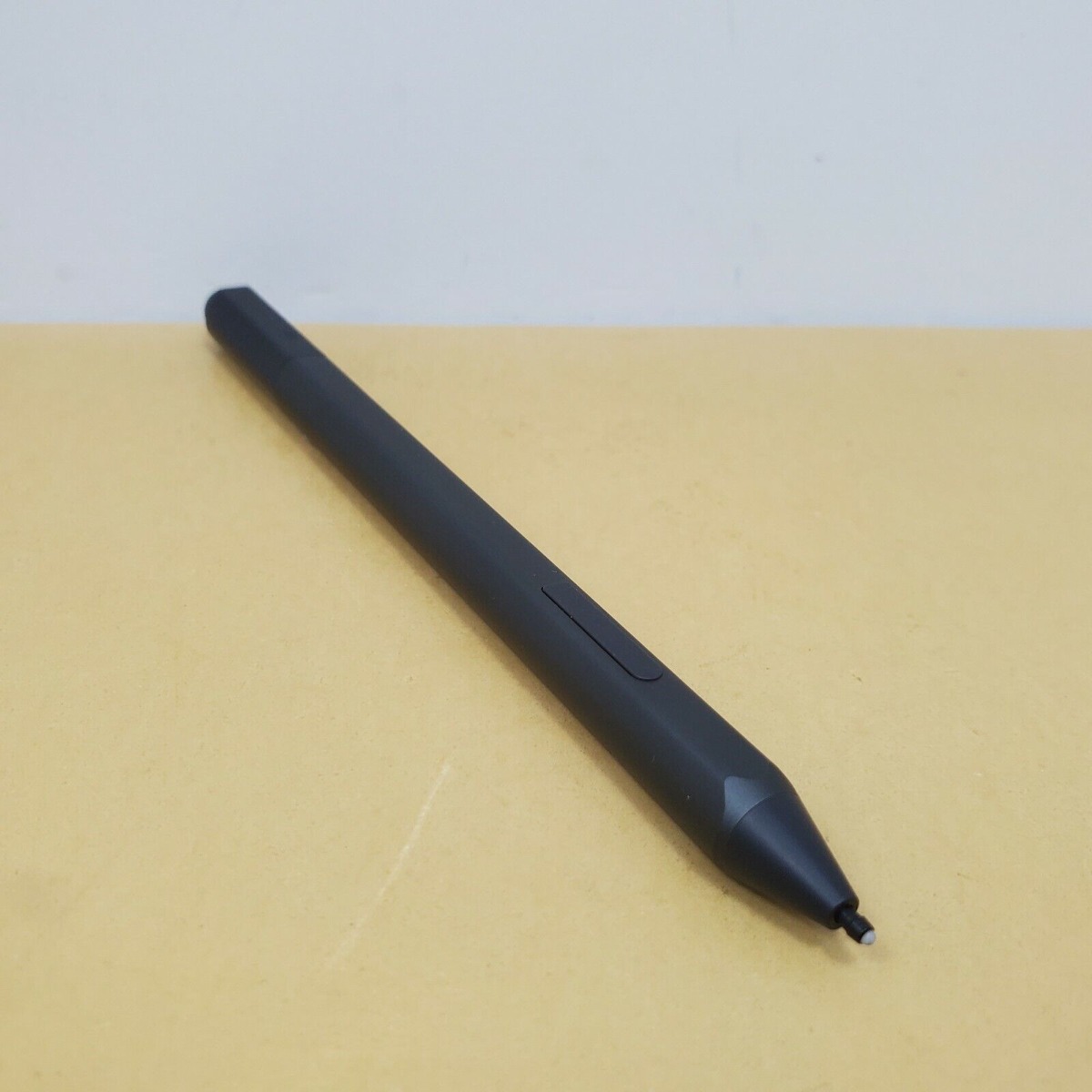 Microsoft Surface Pen Stylet Model 1776 - Image 2