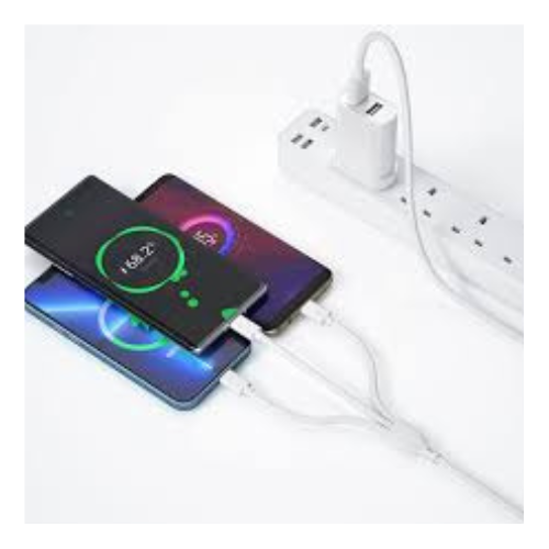 WIWU 2.1A Quick Dual Charger With 3 IN 1 Cable White - Image 2